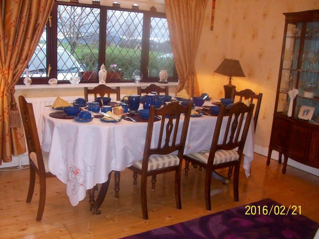 Krakow B&B Dundalk Esterno foto